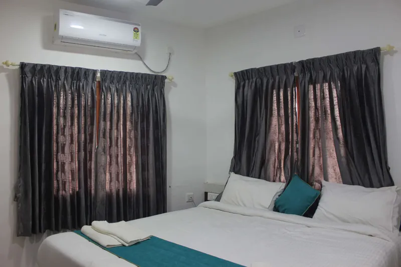 Hotel CAPS Standard Room Category