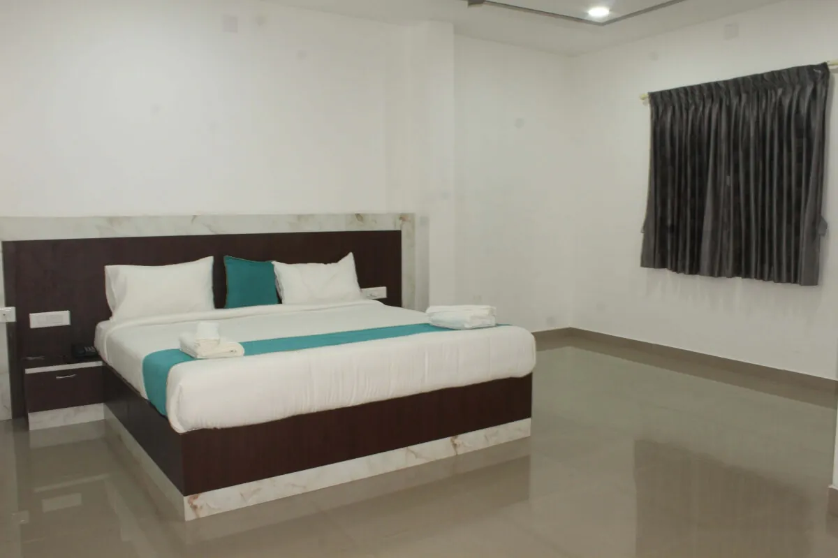 Room image 1